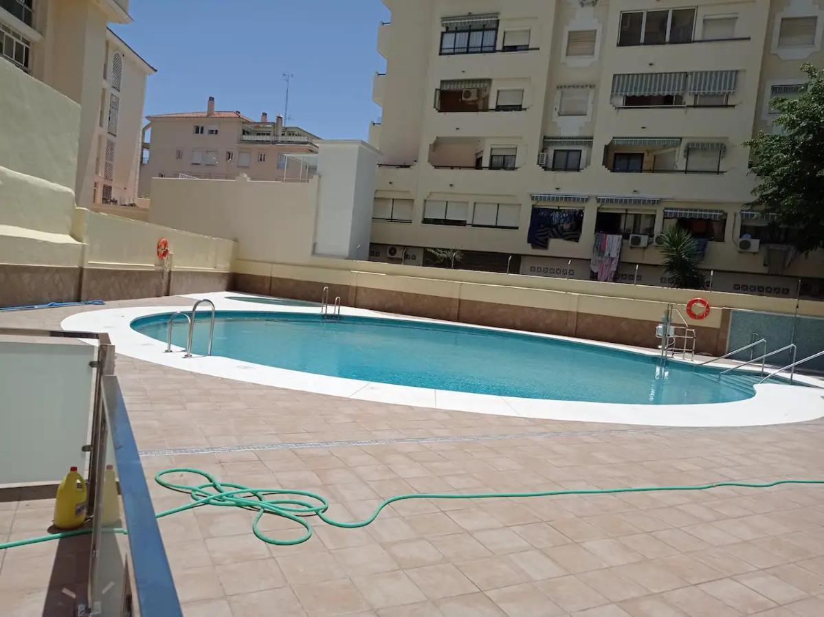 Bonito, Luminoso Y Centrico Apartamento Con Piscina Y Vistas Al Mar Lejlighed Torremolinos Eksteriør billede